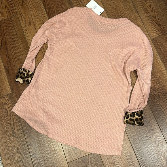 Native People Waffle & Leopard Top - Picture 2 of 4